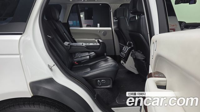 Land Rover Range Rover 2015 — photo 12