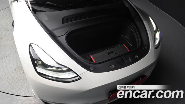 Tesla Model Y 2024 — photo 6