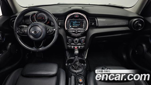 Mini Cooper 2015 — photo 7