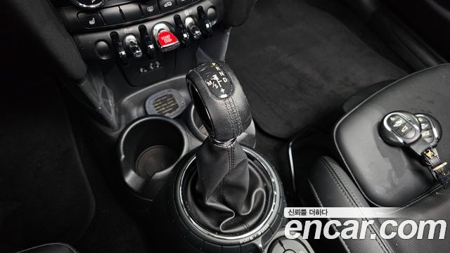 Mini Cooper 2015 — photo 9