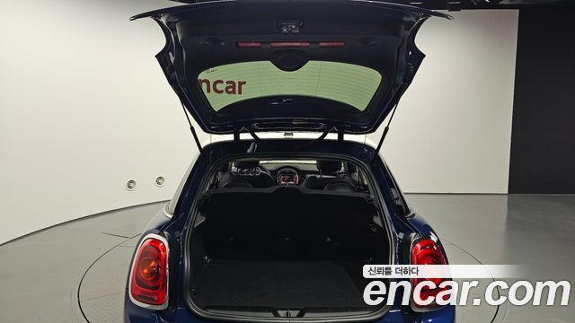 Mini Cooper 2015 — photo 20