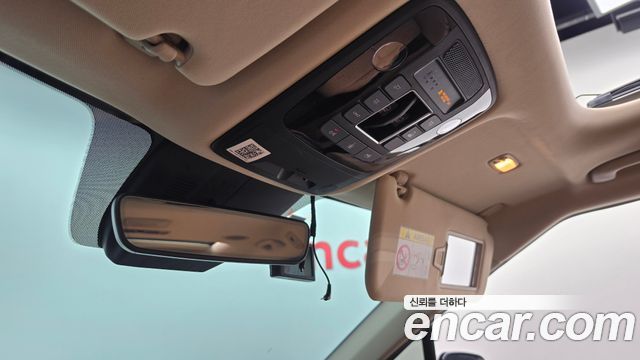 Kia Canival 2021 — photo 29