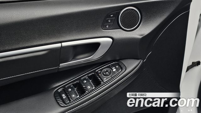 Hyundai Sonata 2025 — photo 30
