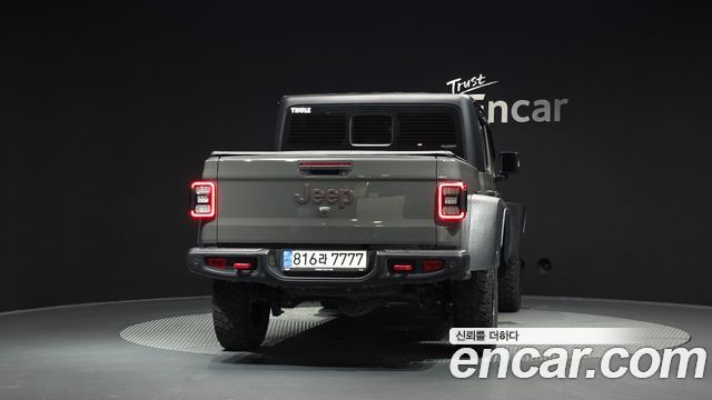 Jeep Gladiator 2023 — photo 4