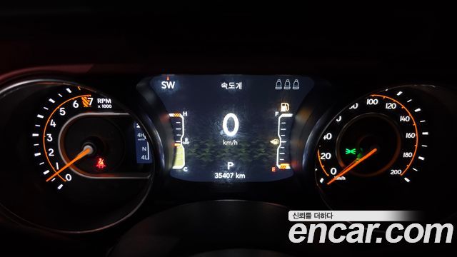 Jeep Gladiator 2023 — photo 11