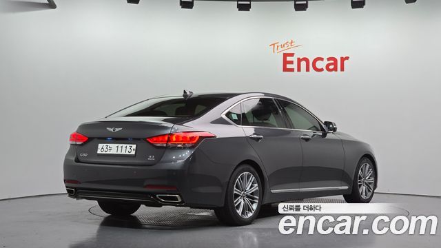Genesis G80 2018 — photo 2