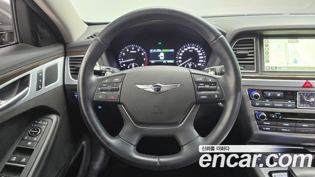 Genesis G80 2018 — photo 13