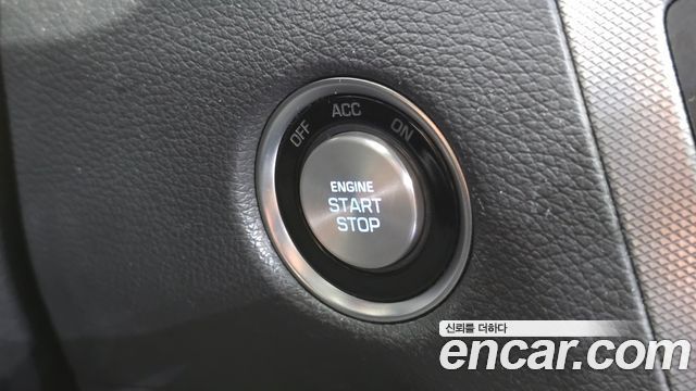 Genesis G80 2018 — photo 20