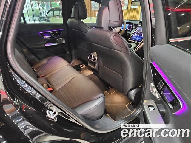Mercedes-Benz GLC-Class 2024 — photo 12