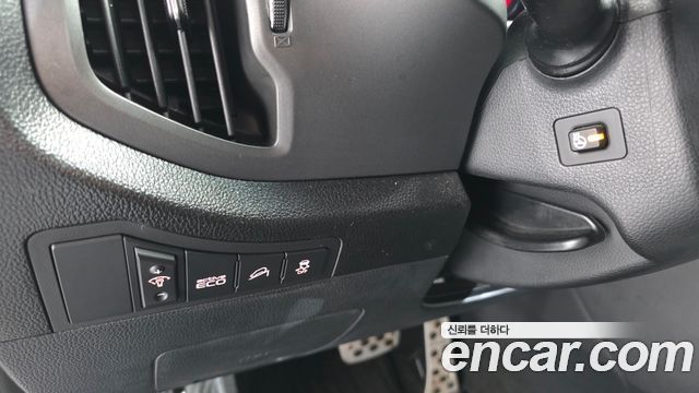 Kia Sportage 2013 — photo 12