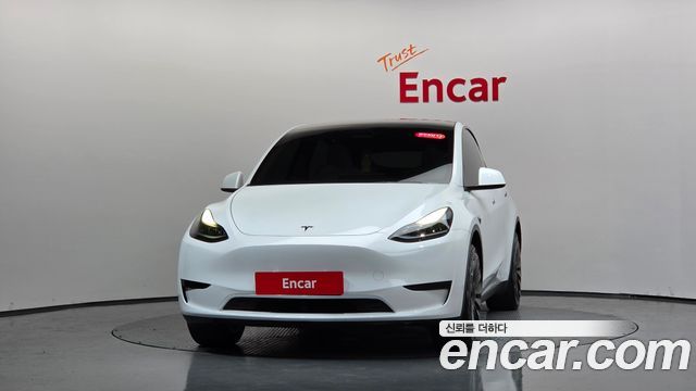 Tesla Model Y 2024 — photo 3