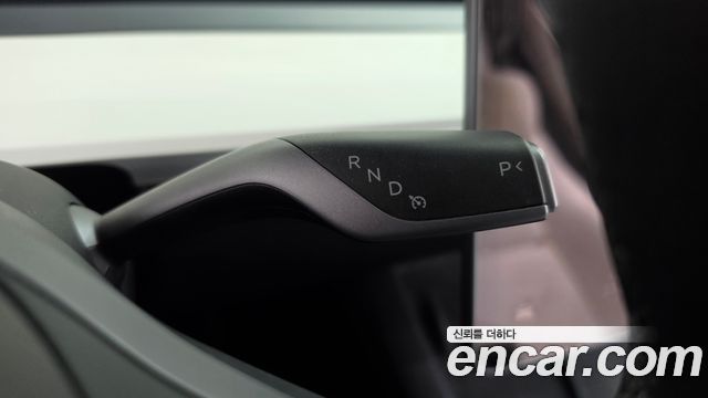 Tesla Model Y 2024 — photo 12