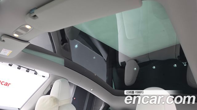 Tesla Model Y 2024 — photo 21