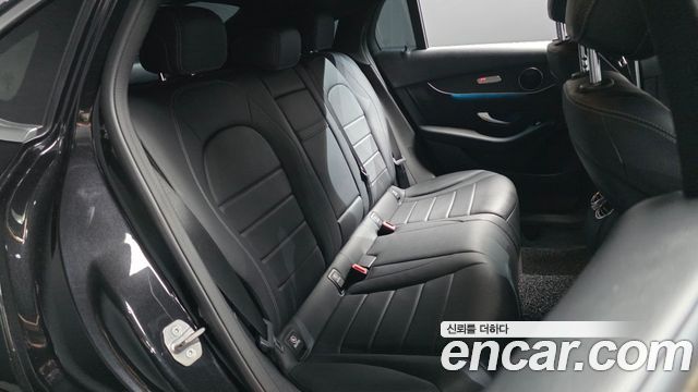 Mercedes-Benz GLC-Class 2019 — photo 17