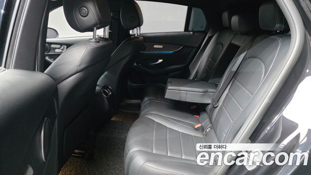 Mercedes-Benz GLC-Class 2019 — photo 18