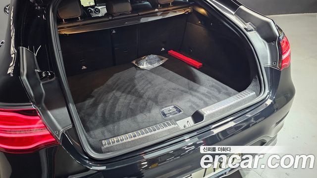 Mercedes-Benz GLC-Class 2019 — photo 28
