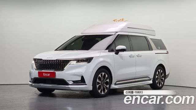 Kia Canival 2022 — photo 1