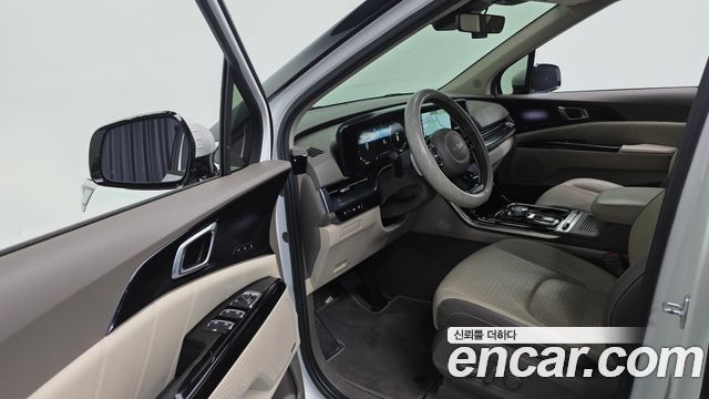 Kia Canival 2022 — photo 11