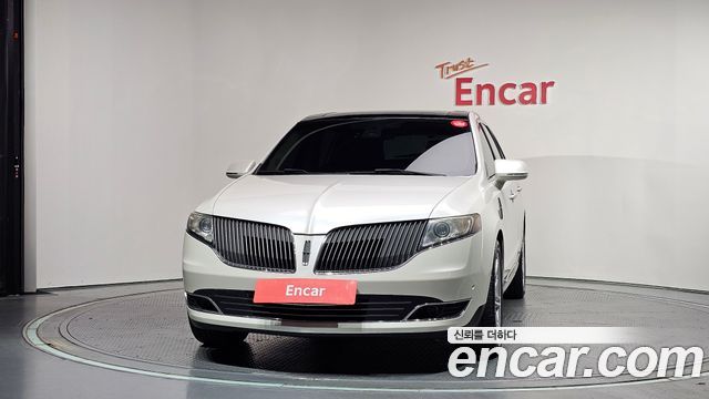 Lincoln MKT 2014 — photo 3