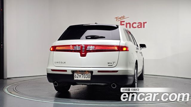 Lincoln MKT 2014 — photo 4