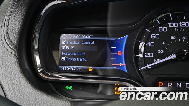 Lincoln MKT 2014 — photo 16