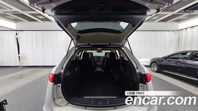 Lincoln MKT 2014 — photo 20