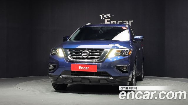 Nissan Pathfinder 2017 — photo 3