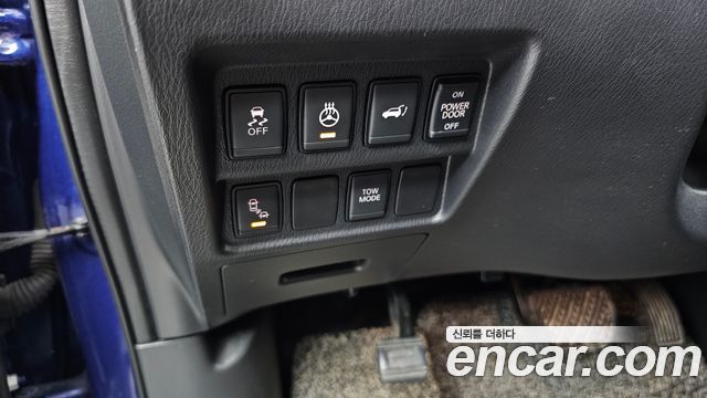 Nissan Pathfinder 2017 — photo 29