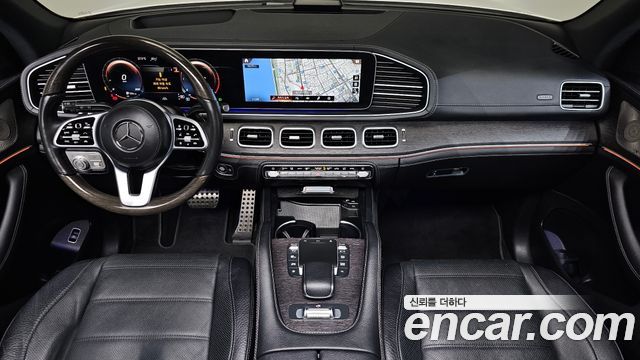 Mercedes-Benz GLS-Class 2022 — photo 10