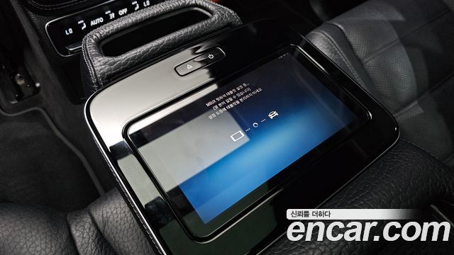Mercedes-Benz GLS-Class 2022 — photo 33