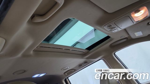 Kia Canival 2012 — photo 22