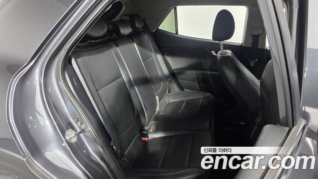 Kia Stonic 2018 — photo 17