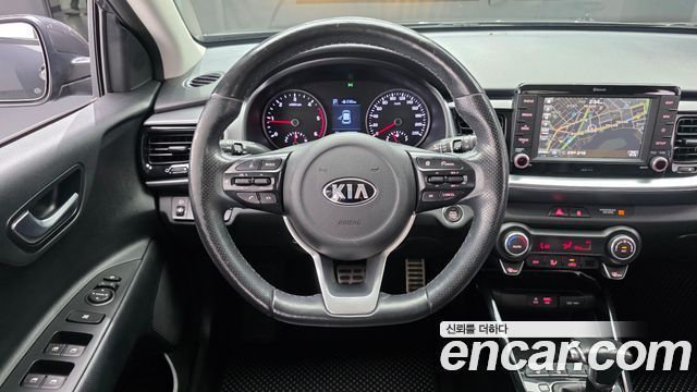 Kia Stonic 2018 — photo 19