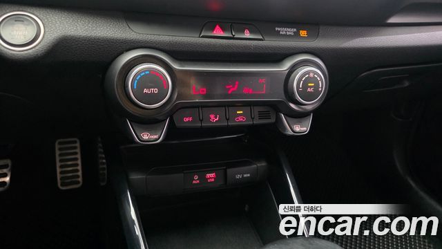 Kia Stonic 2018 — photo 23