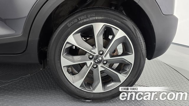 Kia Stonic 2018 — photo 7