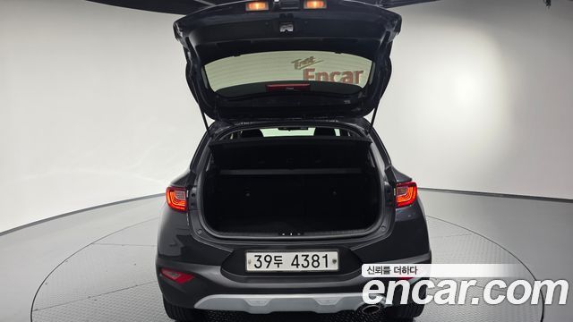 Kia Stonic 2018 — photo 32