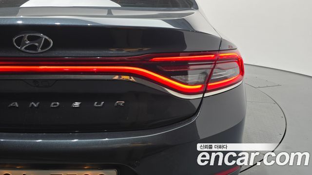 Hyundai Grandeur 2018 — photo 9