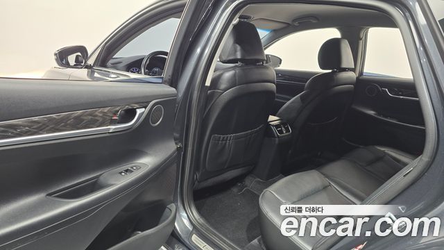 Hyundai Grandeur 2018 — photo 29