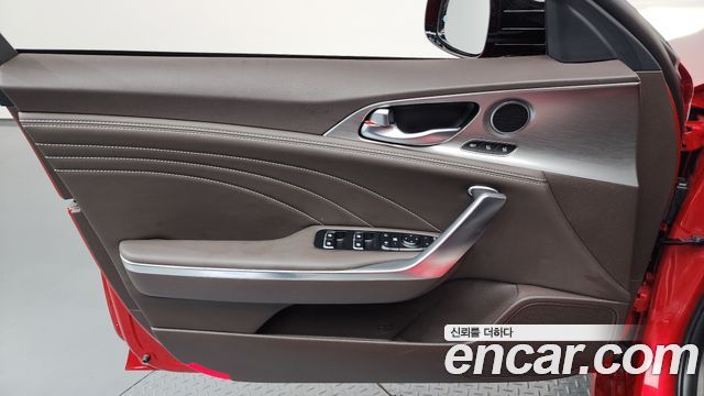 Kia Stinger 2023 — photo 14