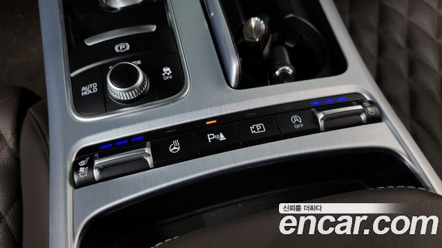 Kia Stinger 2023 — photo 32