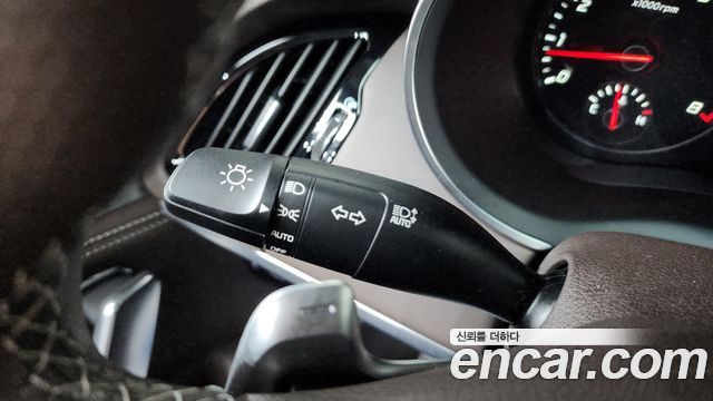 Kia Stinger 2023 — photo 34
