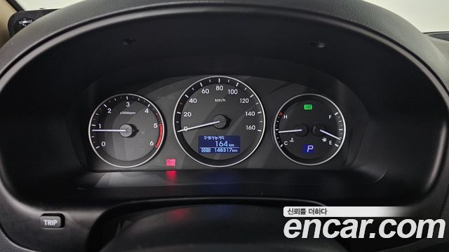 Hyundai Starex 2017 — photo 8