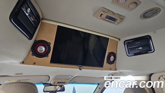 Hyundai Starex 2017 — photo 19