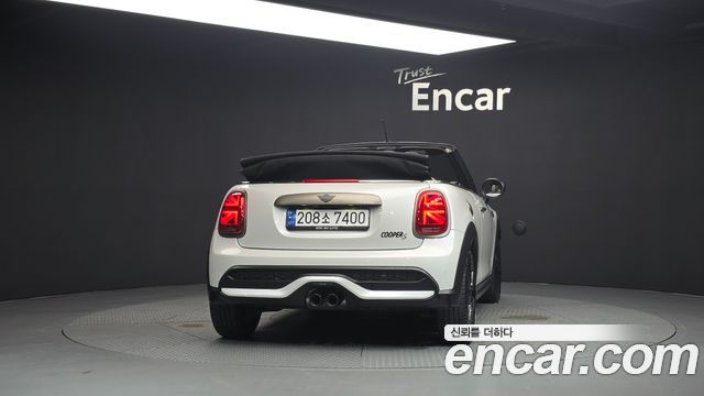 Mini Cooper Convertible 2024 — photo 4