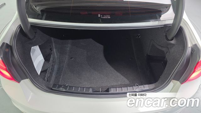BMW 3-Series 2017 — photo 20