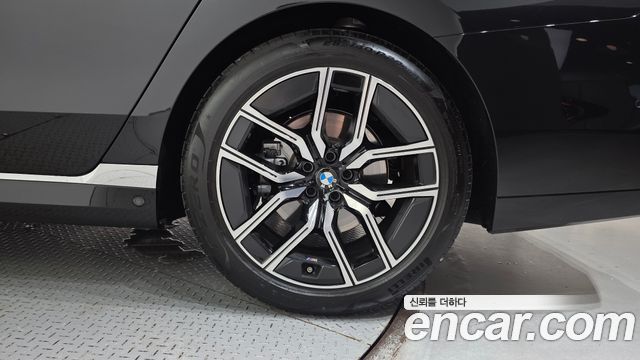 BMW 7-Series 2025 — photo 7