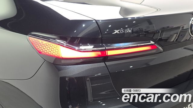 BMW 7-Series 2025 — photo 9