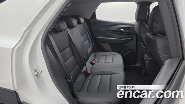 Chevrolet Korea Trailblazer 2022 — photo 12