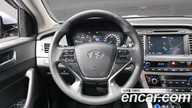 Hyundai Sonata 2017 — photo 13