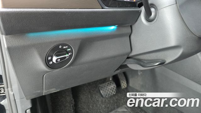 Volkswagen Jetta 2021 — photo 15